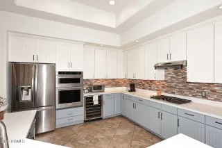 Photo #6: 6919589 Listing