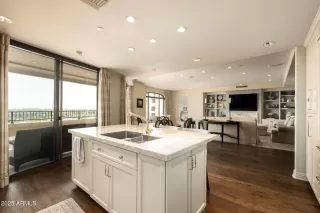 Photo #2: 6919763 Listing 