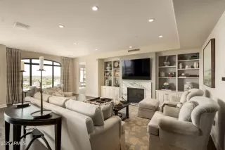 Photo #3: 6919763 Listing 