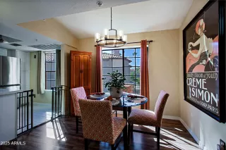 Photo #4: 6919948 Listing