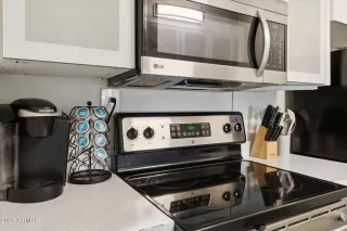 Photo #5: 6920212 Listing 