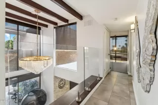 Photo #2: 6920509 Listing 