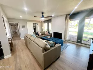 Photo #4: 6920743 Listing 