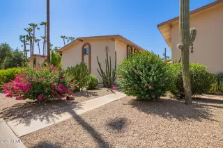 Photo #1: 6920778 Listing 