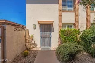 Photo #3: 6920778 Listing 