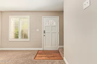 Photo #4: 6920778 Listing 