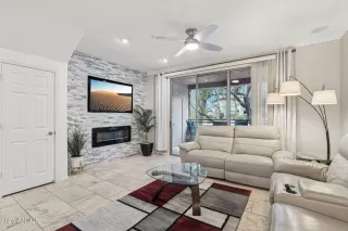 Photo #4: 6920941 Listing