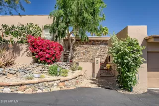 Photo #3: 6920973 Listing