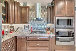 Photo #6: 6920973 Listing