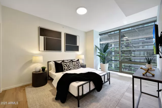 MLS: 6921090 Condo For Sale