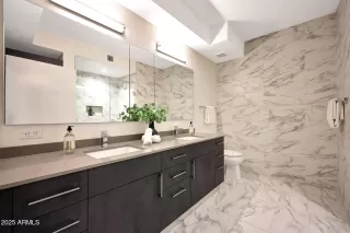 Photo #2: 6921090 Listing 