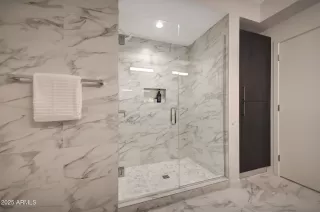 Photo #3: 6921090 Listing 