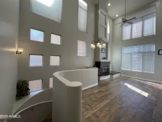 Photo #1: 6921307 Listing 