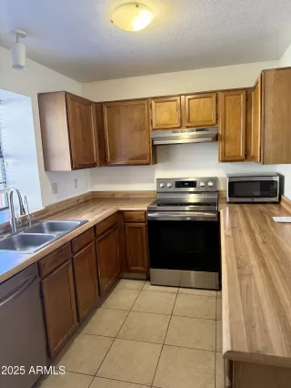 Photo #4: 6921318 Listing 