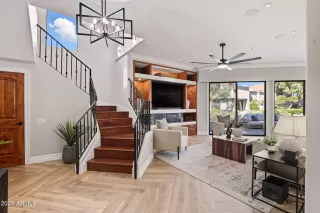 Photo #2: 6921528 Listing 