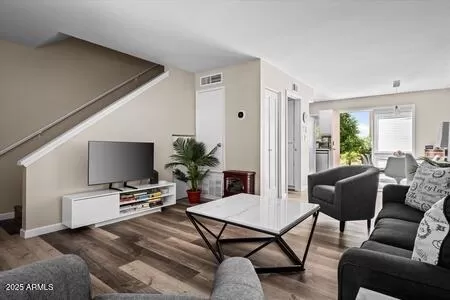 MLS: 6921565 Condo For Sale