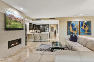 Photo #1: 6921572 Listing 