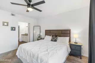 Photo #1: 6921585 Listing 