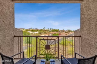 Photo #3: 6921680 Listing