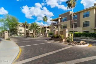 Photo #1: 6921783 Listing