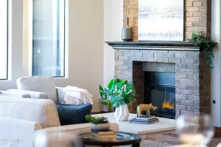 Photo #6: 6921804 Listing