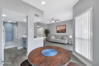 Photo #4: 6921890 Listing 