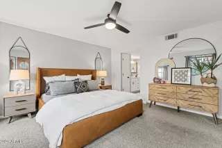 Photo #2: 6921909 Listing 