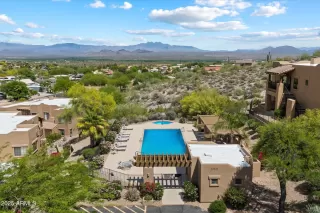 Photo #1: 6921921 Listing 