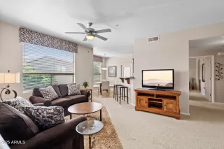 Photo #4: 6921987 Listing 