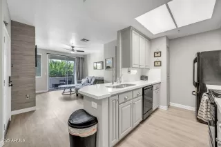 Photo #3: 6922009 Listing