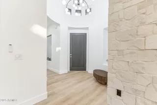 Photo #4: 6922190 Listing 