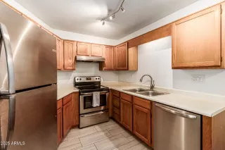 Photo #6: 6922205 Listing 