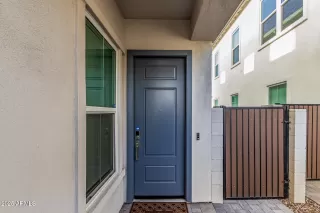 Photo #1: 6922284 Listing 