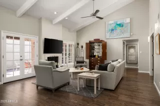 Photo #4: 6922310 Listing 