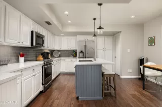 Photo #6: 6922310 Listing 