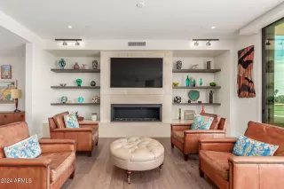 Photo #6: 6922515 Listing