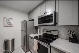 Photo #1: 6922698 Listing