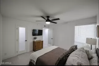 Photo #5: 6922698 Listing