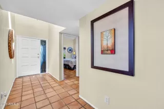 Photo #3: 6922711 Listing