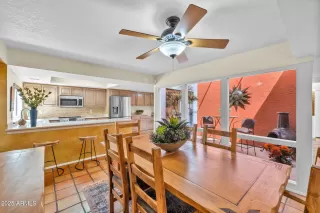 Photo #5: 6922711 Listing