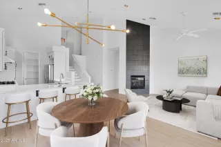 Photo #4: 6922733 Listing