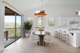 Photo #5: 6922733 Listing