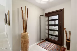 Photo #6: 6922741 Listing 