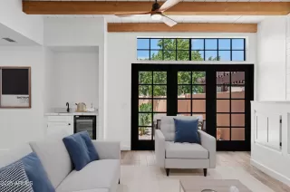 Photo #4: 6922752 Listing