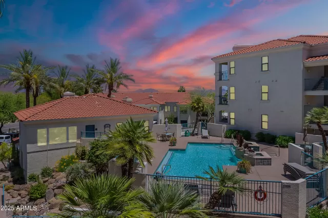 MLS: 6922787 Condo For Sale