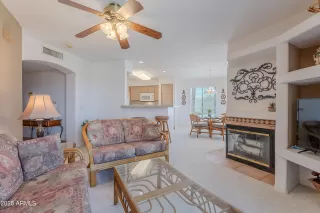 Photo #6: 6922787 Listing 