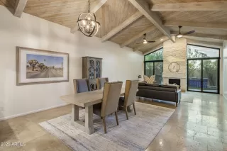 Photo #3: 6922818 Listing