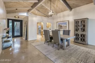 Photo #4: 6922818 Listing