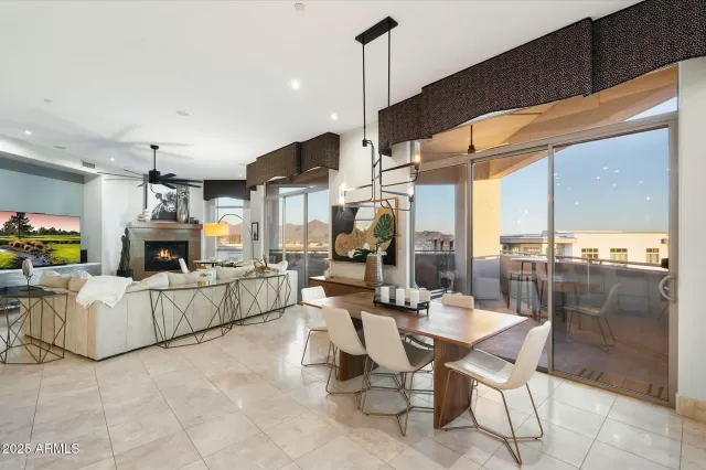 MLS: 6922852 Condo For Sale