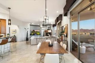 Photo #3: 6922852 Listing 